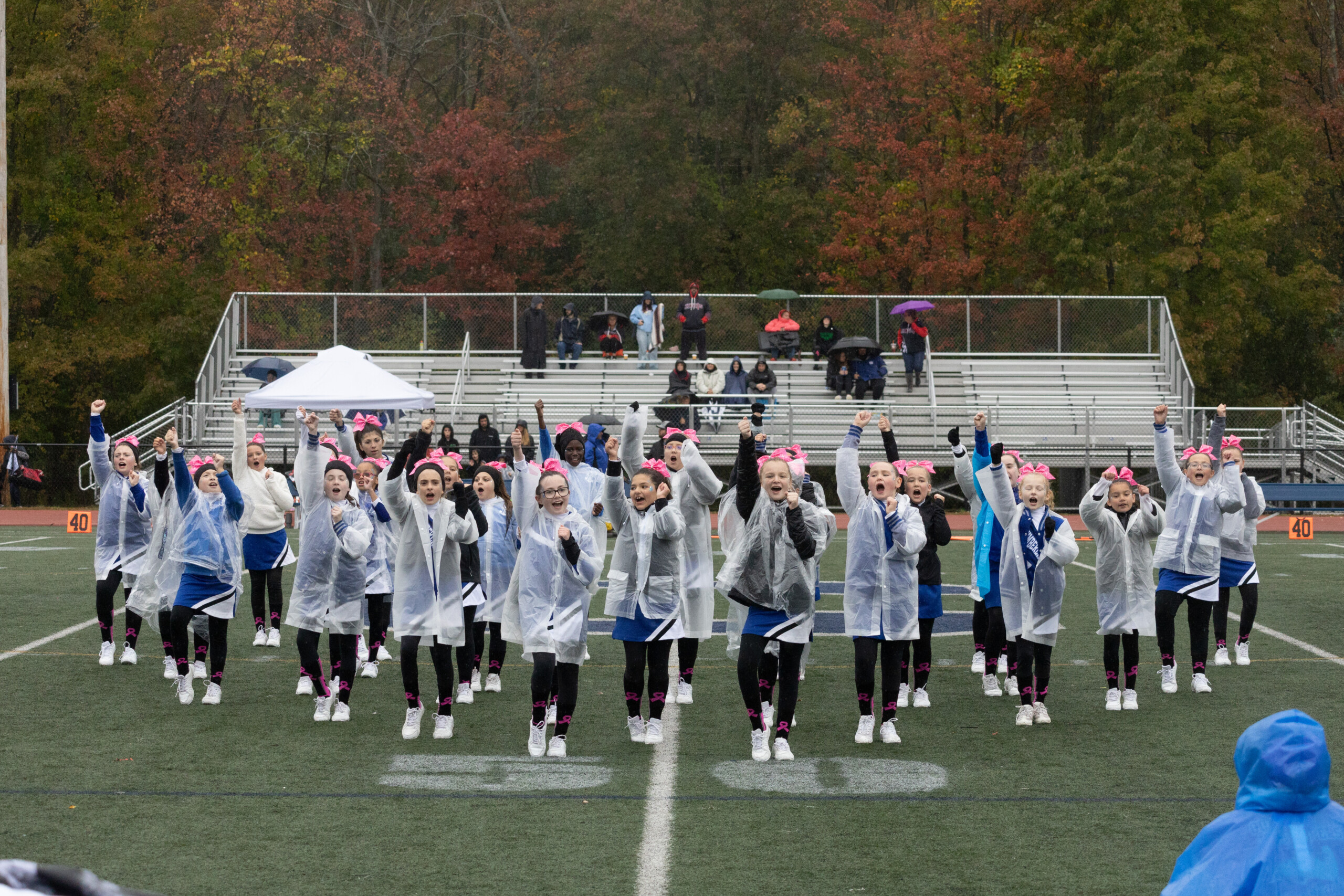 Cumberland Junior Clippers Pewee Cheerleading Team